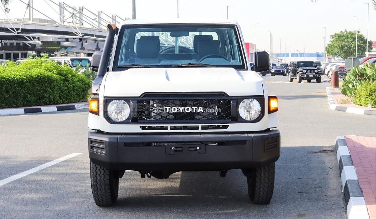 تويوتا لاند كروزر بيك آب LC79 DC 4.2L Diesel 4WD 5M/T For Export