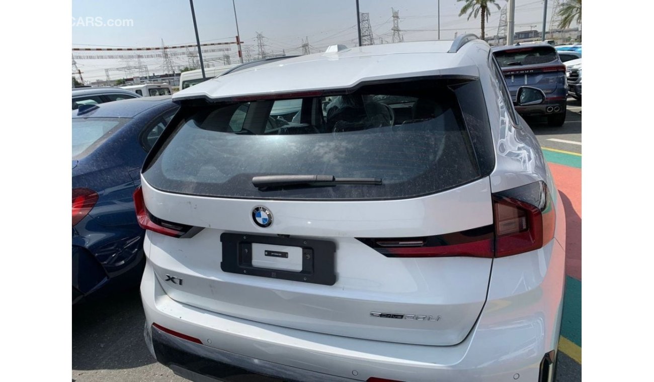 بي أم دبليو X1 BMW X1 S Drive 20li 1.5 Petrol A/T