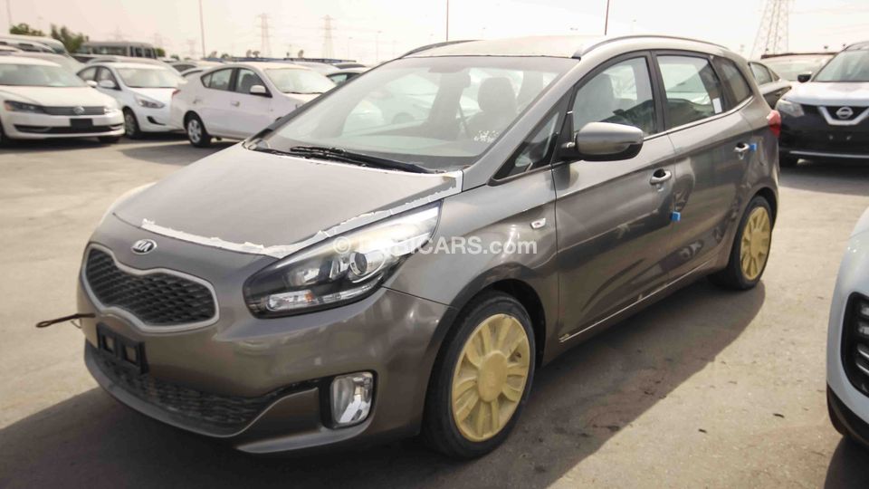 Kia carens 2015