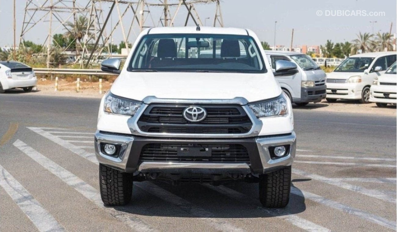 تويوتا هيلوكس Toyota Hilux 2.4L Diesel AT Mid Option 4X4 2024