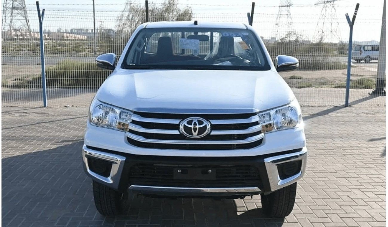 تويوتا هيلوكس HILUX SC 2.7L PETROL