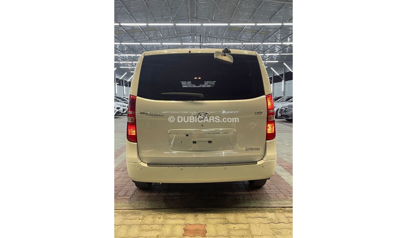 هيونداي H1 ستاريكس HYUNDAI STAREX H1 /DIESEL/5 SEATS /2.4L