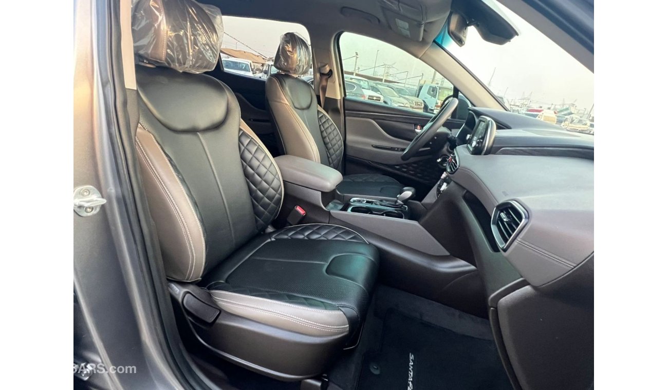 هيونداي سانتا في 2019 HYUNDAI SANTAFE SE -2.4L - V4 -  REAR CAMERA -  PW - LEATHER SEATS - 53000 mileage- VERY CLEAN