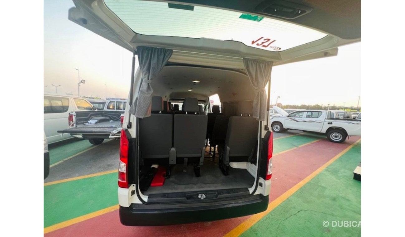 تويوتا هاياس TOYOTA HIACE 2019 LHD PETROL