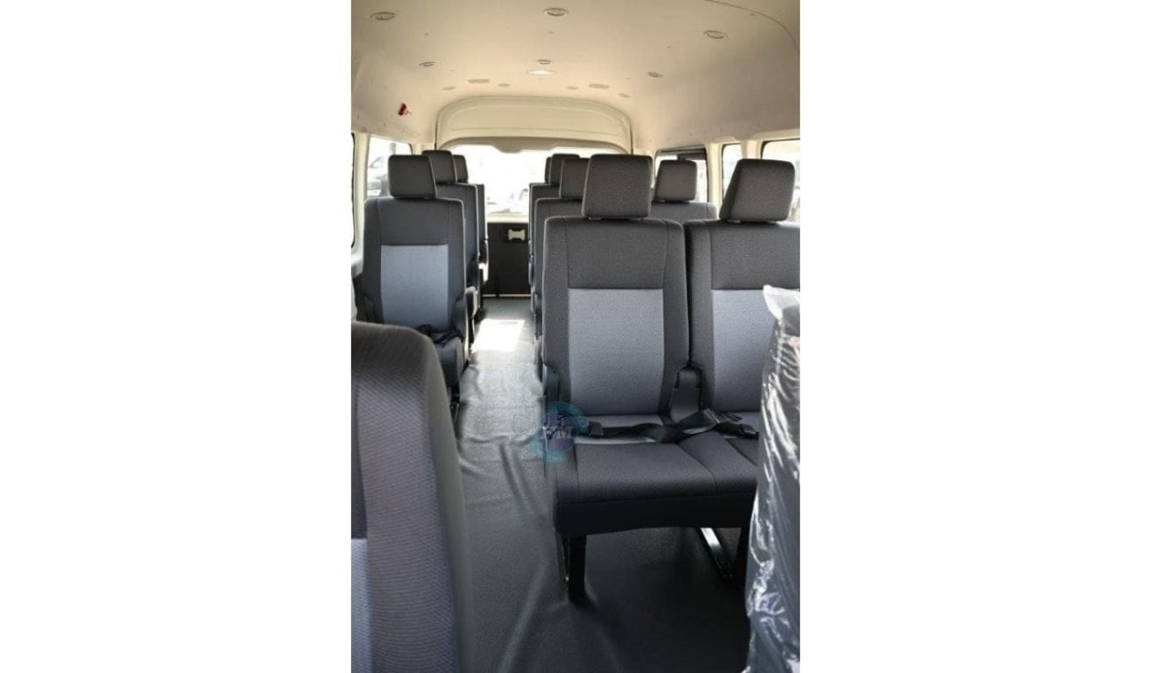 Toyota Hiace High Roof 3.5L Petrol 13 Seater Automatic