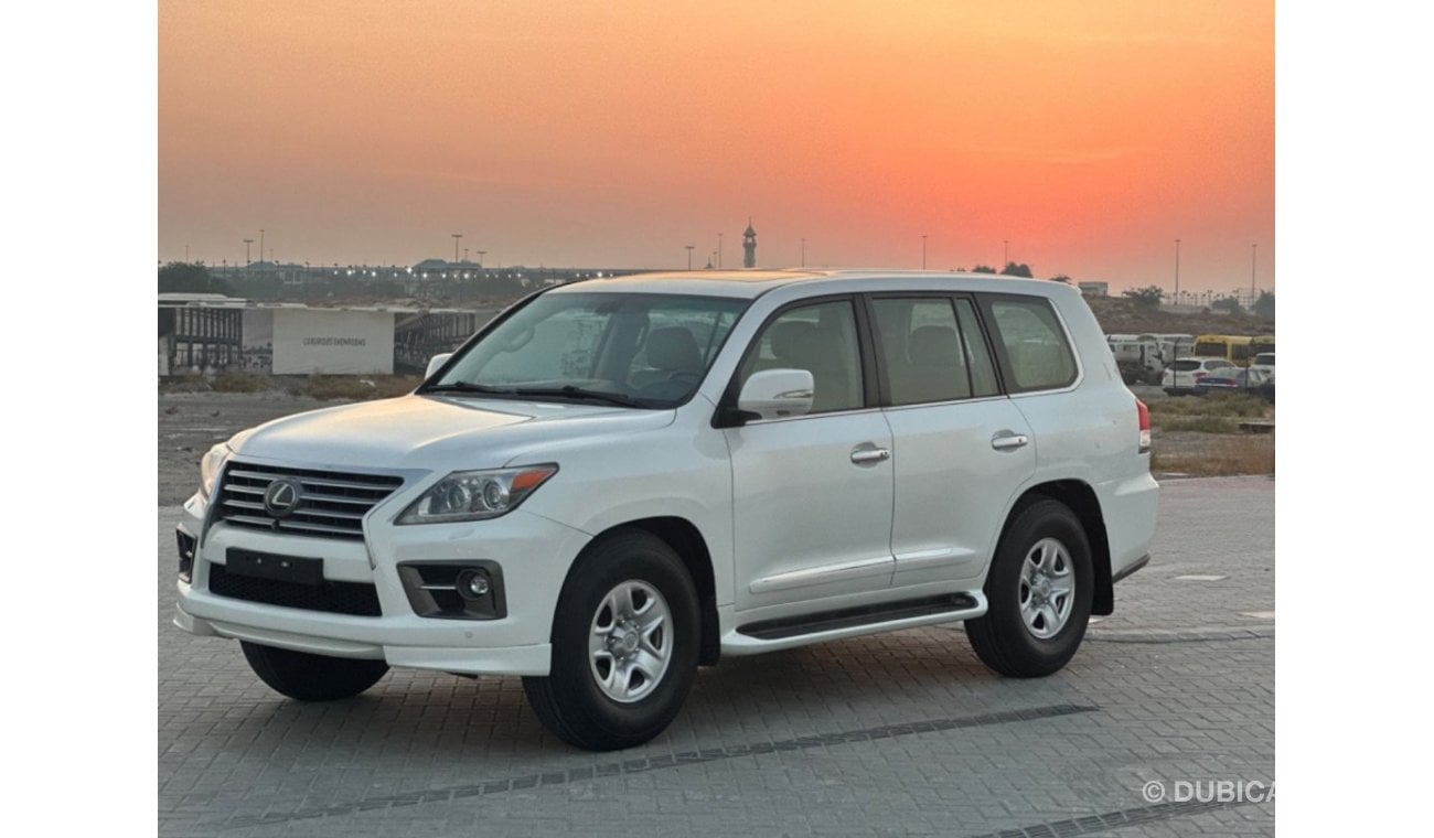 Lexus LX570 MODEL 2010 GCC CAR PERFECT CONDITION INSIDE AND OUTSIDE FULL OPTION SUN ROOF