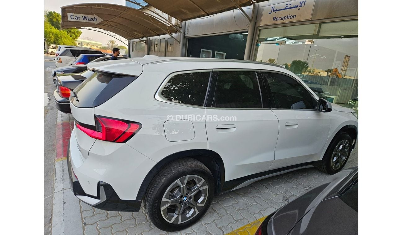 بي أم دبليو X1 xDrive 28i