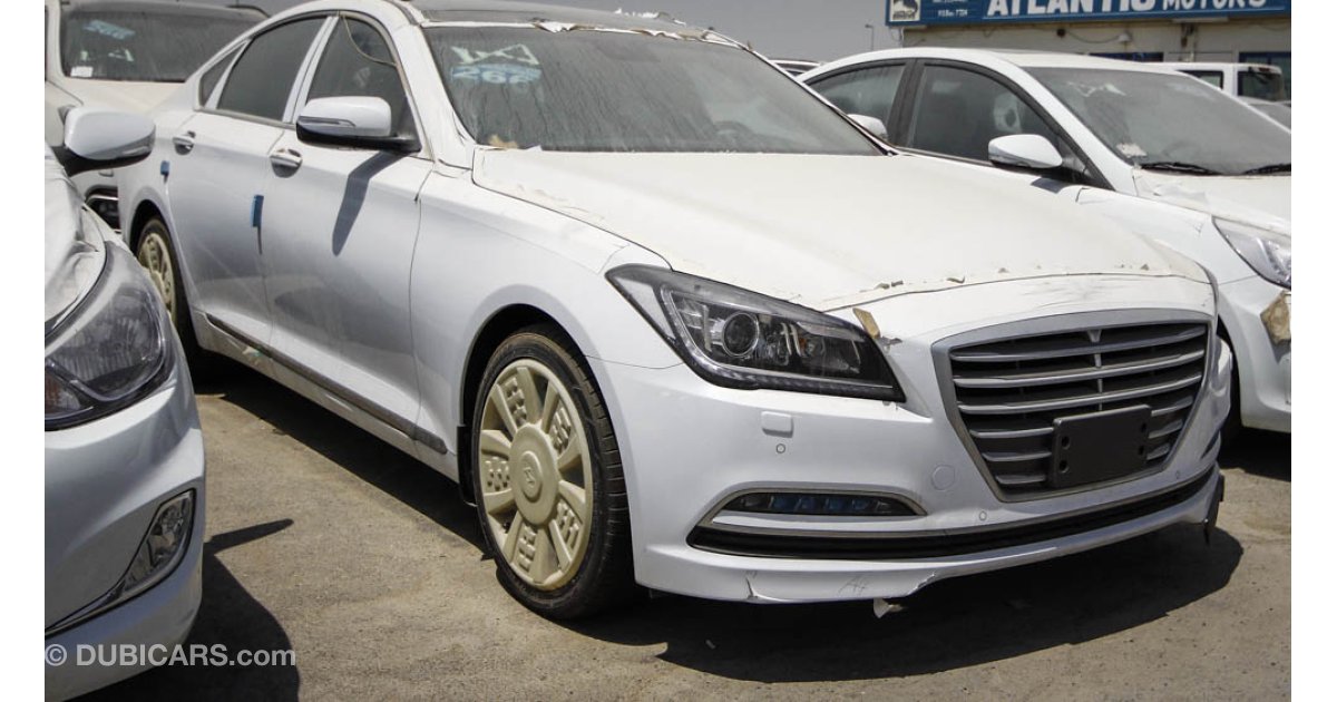 Hyundai Genesis for sale: AED 109,000. White, 2015