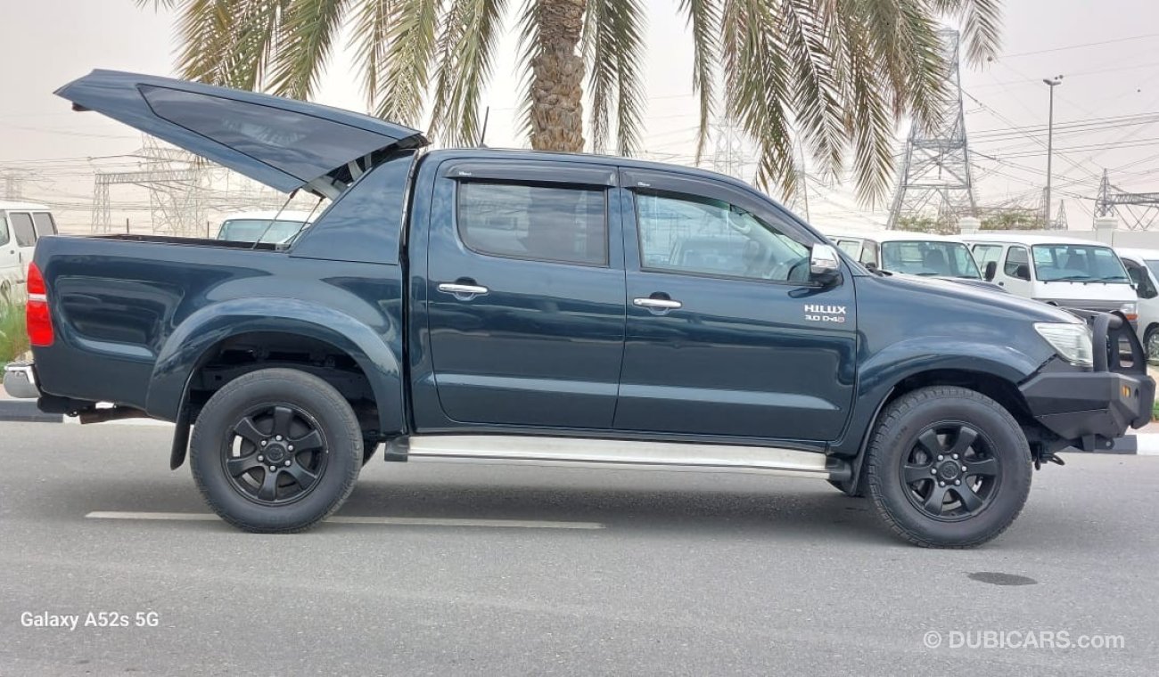 Toyota Hilux TOYOTA HILUX PICKUP 3.00 CC MODEL 2013 DIESEL RIGHT HANDED