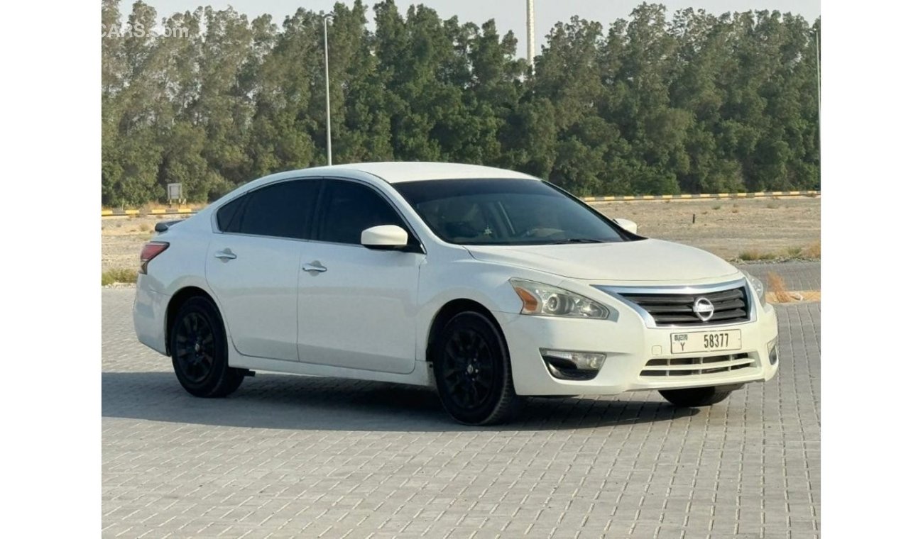 Nissan Altima NISSAN ALTIMA S GCC 2014 4 CYLINDER PERFECT CONDITION