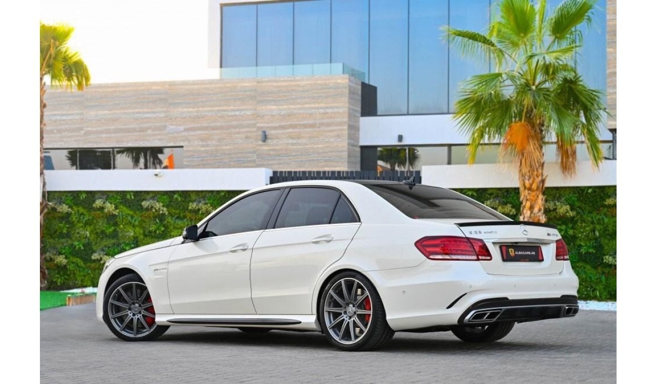 Mercedes-Benz E 63 AMG Std 5.5L