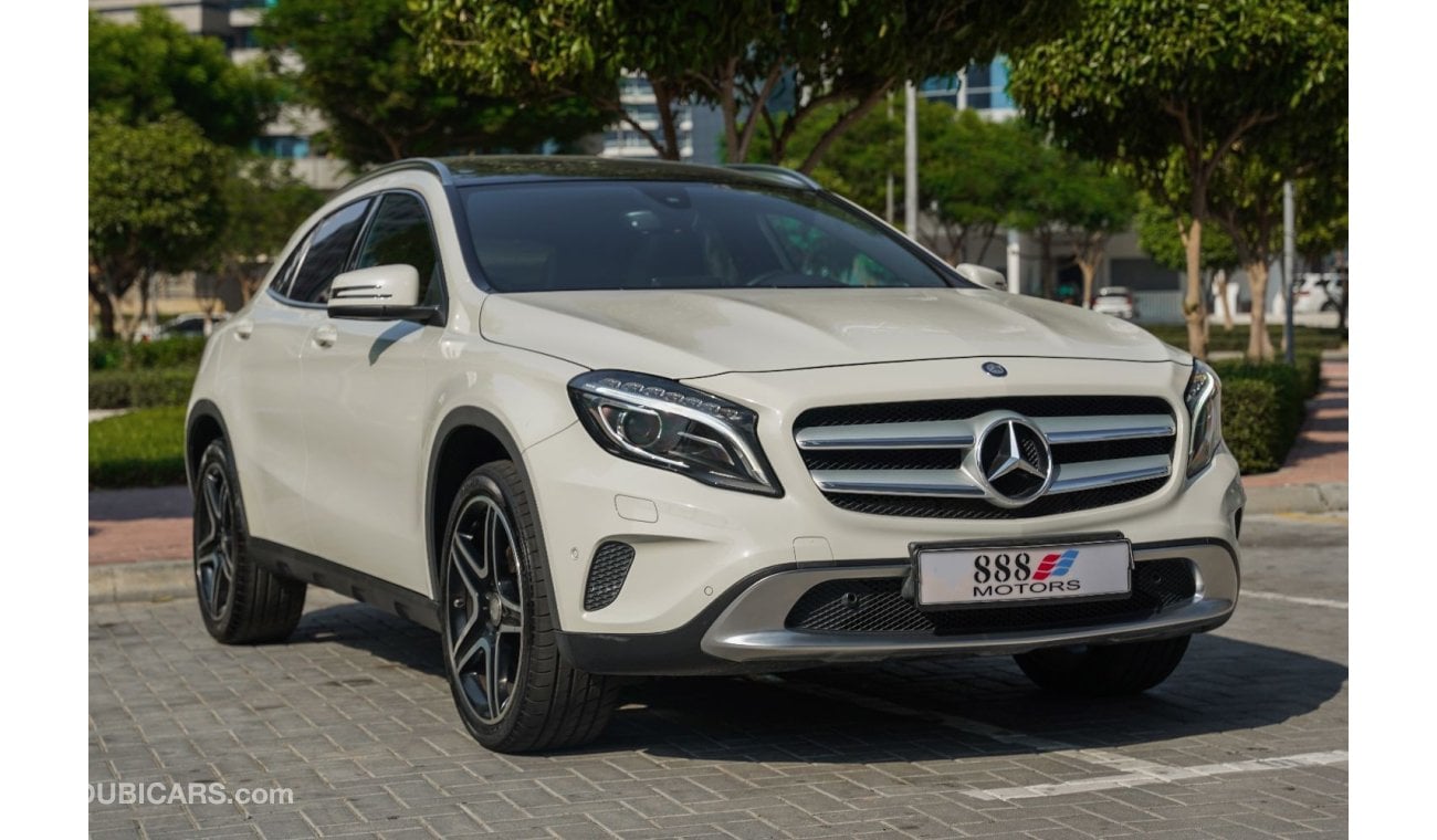 Mercedes-Benz GLA 250 Std 2016 Mercedes-Benz GLA250 4MATIC