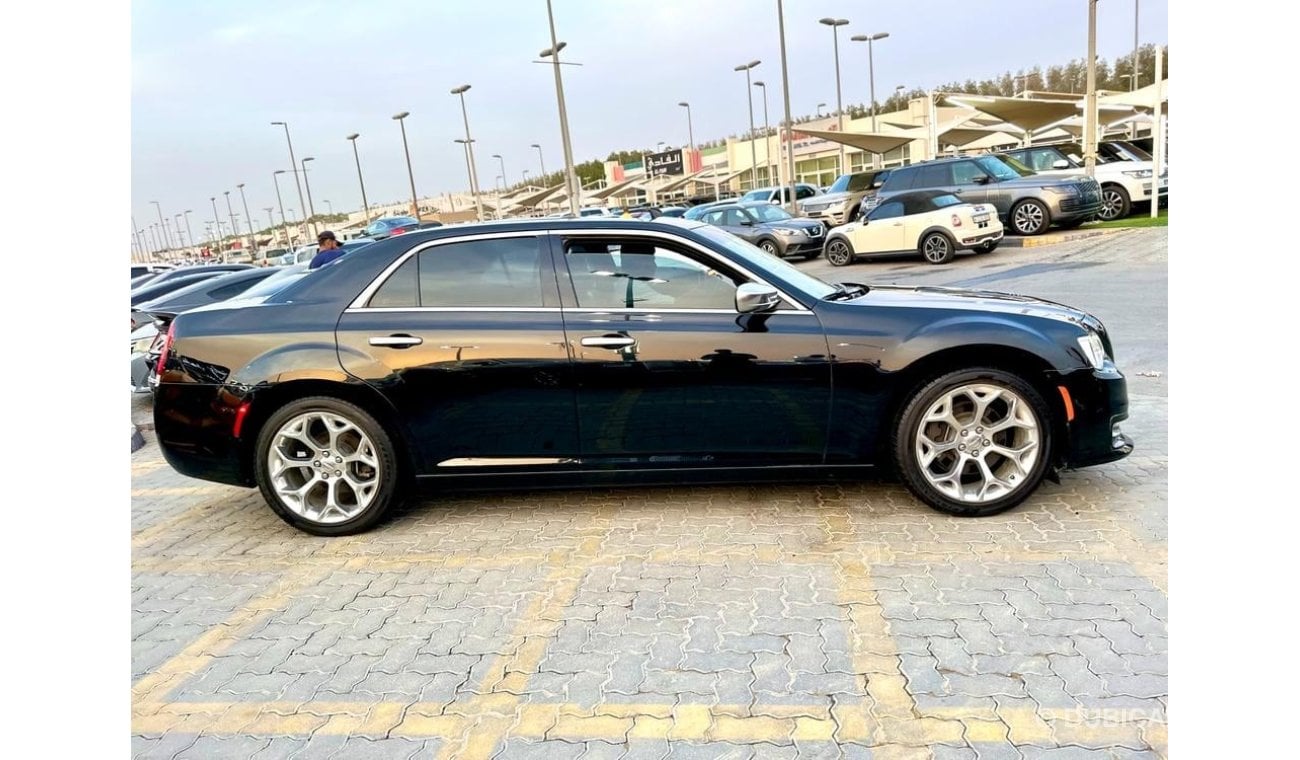 Chrysler 300C For sale 1000/= monthly