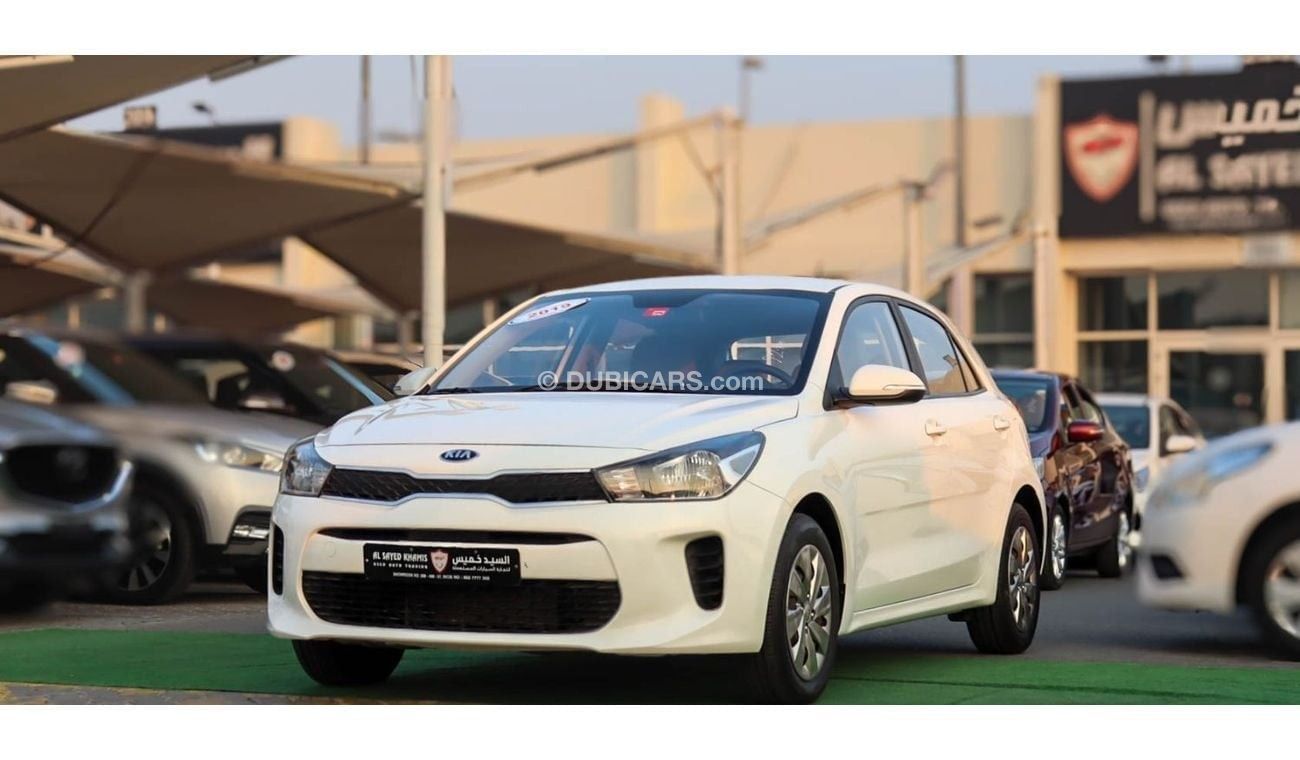 كيا ريو LX 1.6L Hatchback Kia Rio 1.6L 2019 GCC accident free in excellent condition 513 P.M