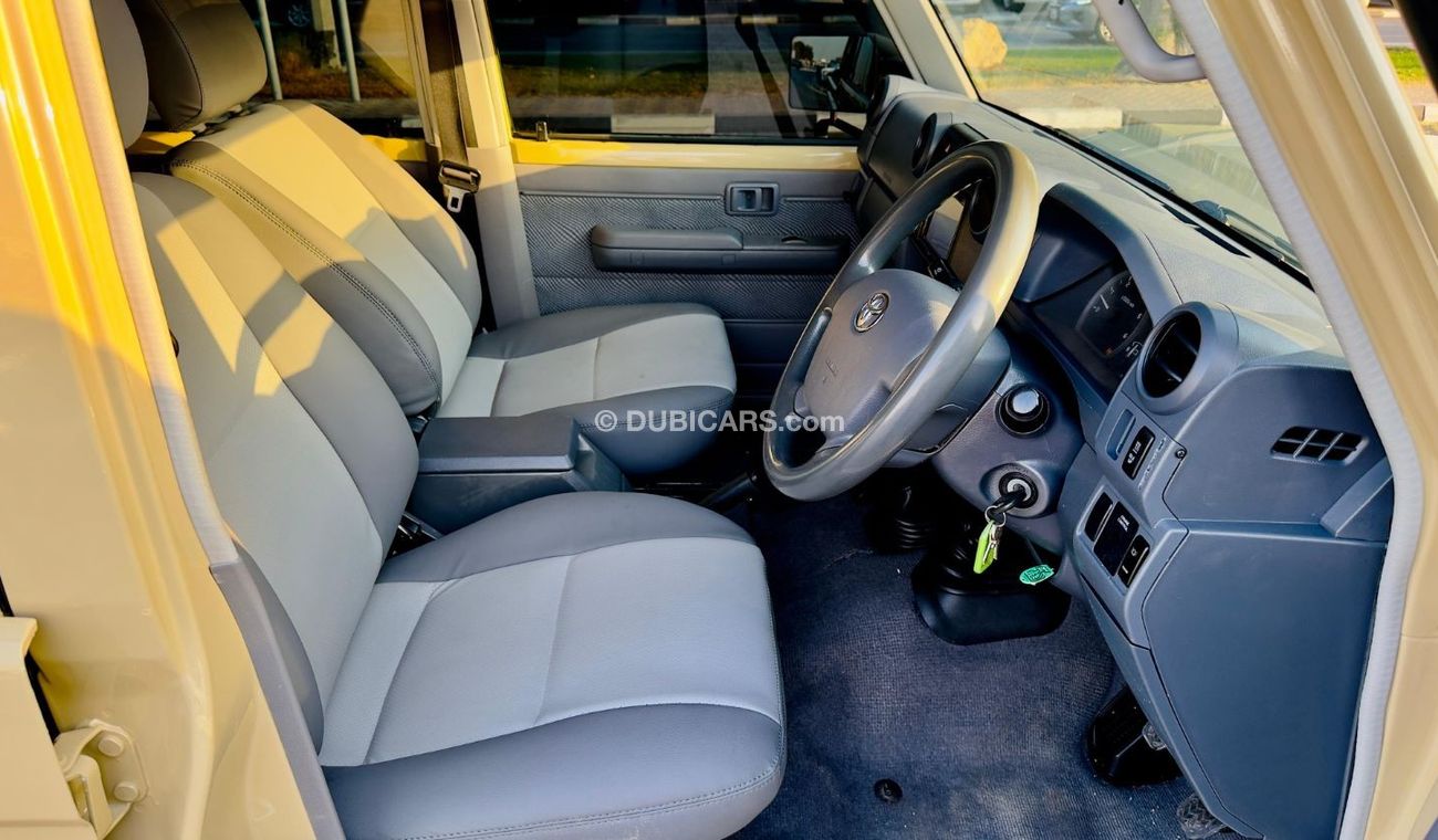 Toyota Land Cruiser Pick Up DOUBLE CABIN | 4.5L DIESEL ENGINE | MANUAL TRANSMISSION | RHD