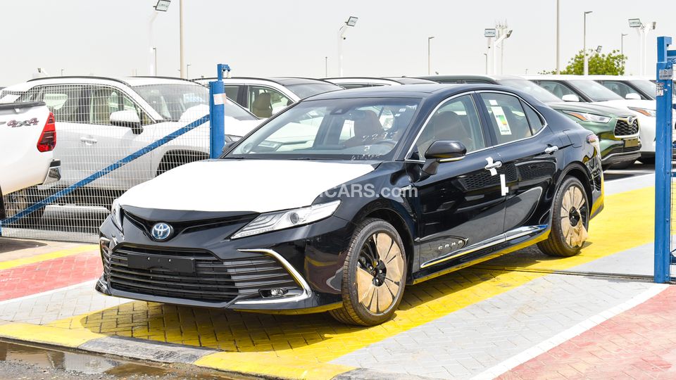 New Toyota Camry Lumiere 2.5L Hybrid 2023 for sale in Dubai - 619357