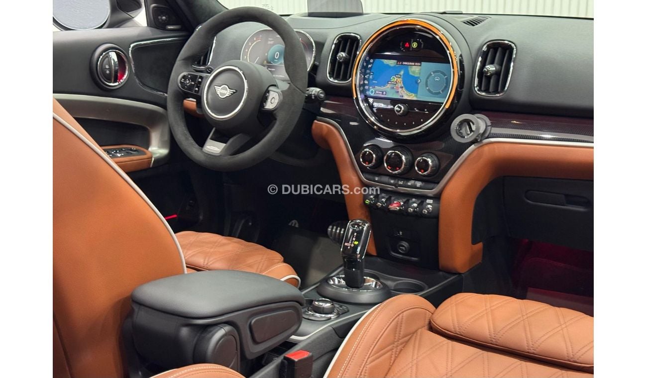 ميني جون كوبر كونتري مان All 4 2024 Mini Countryman JCW All 4, 2027 BMW Warranty + Service Package, Low Kms, GCC