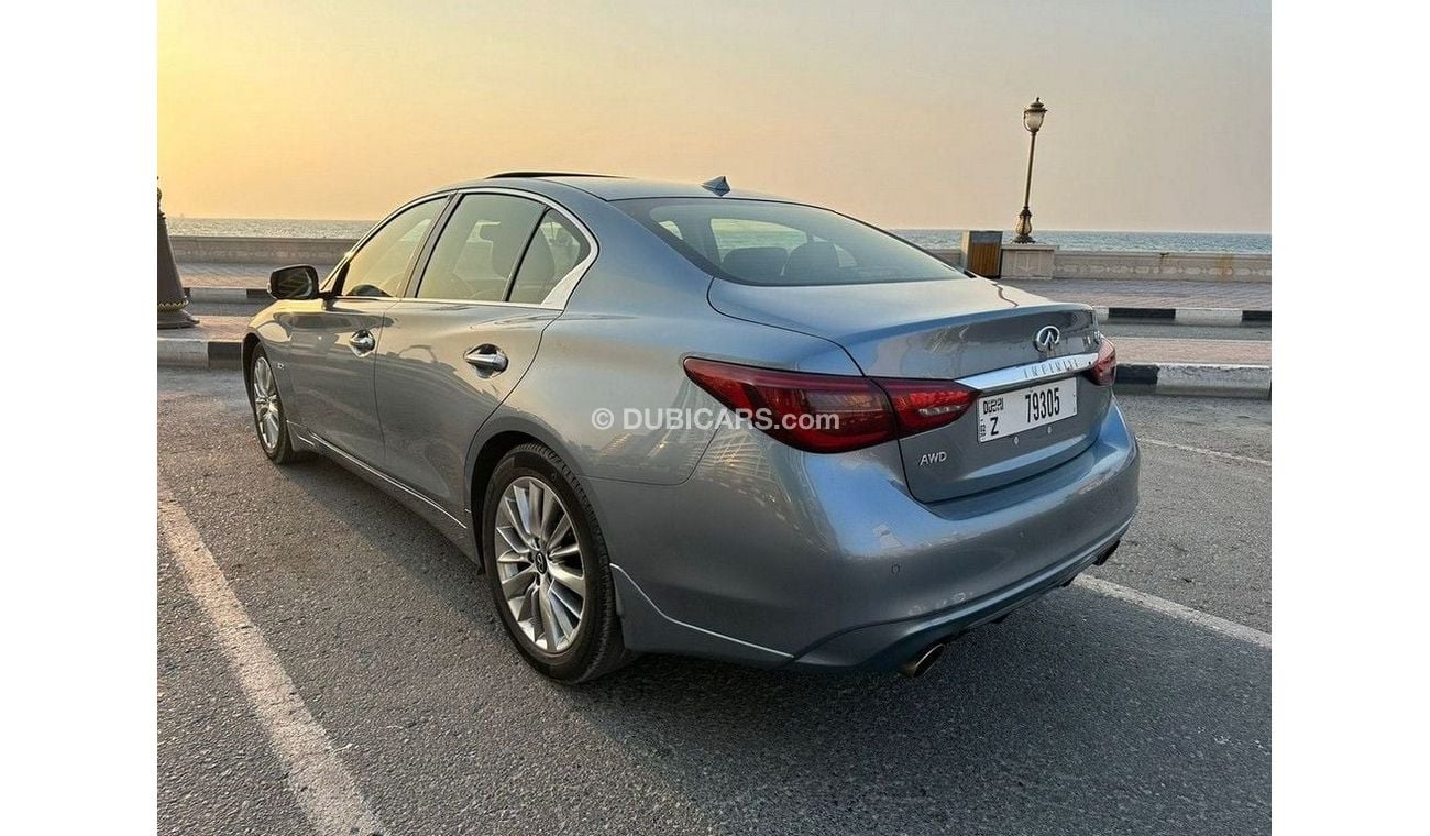 إنفينيتي Q50 Premium 3.0L (300 HP)