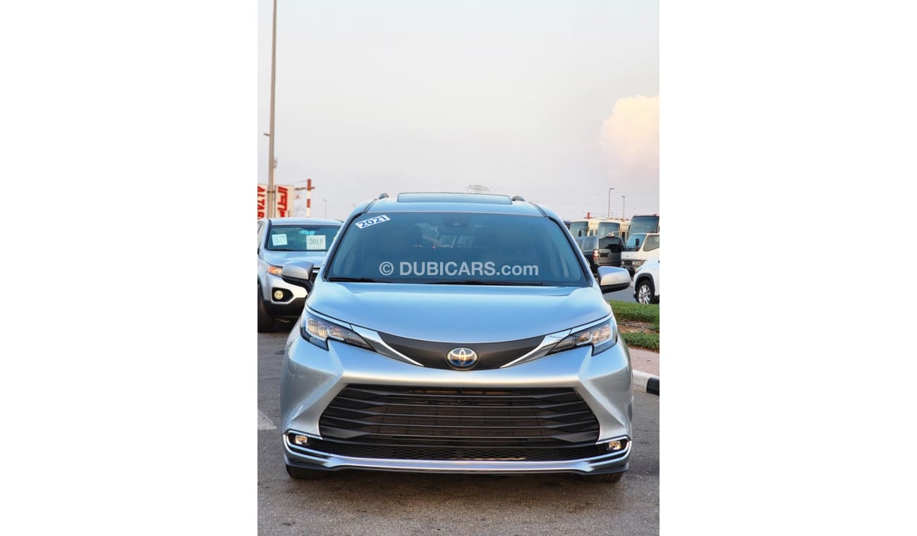 تويوتا سيينا TOYOTA Sienna XLE Hybrid  Full Option