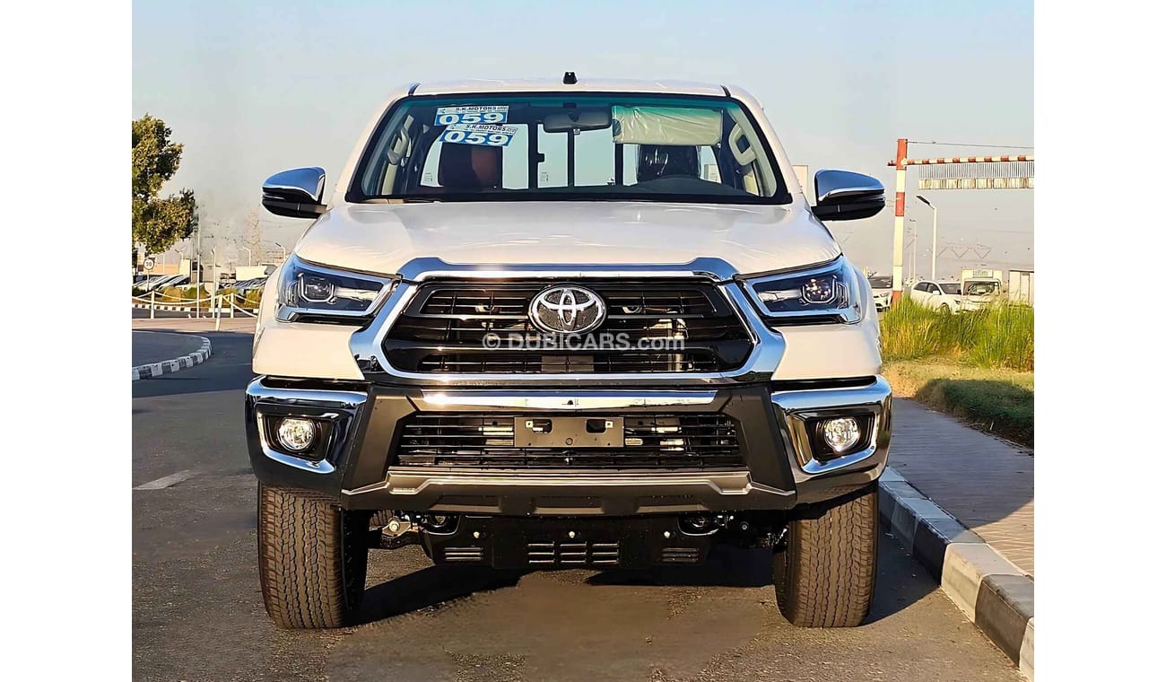 تويوتا هيلوكس SR5 / WIDE BODY /  2.7L V4 PETROL / PUSH START / 4WD / FULL OPTION (CODE # 68074)