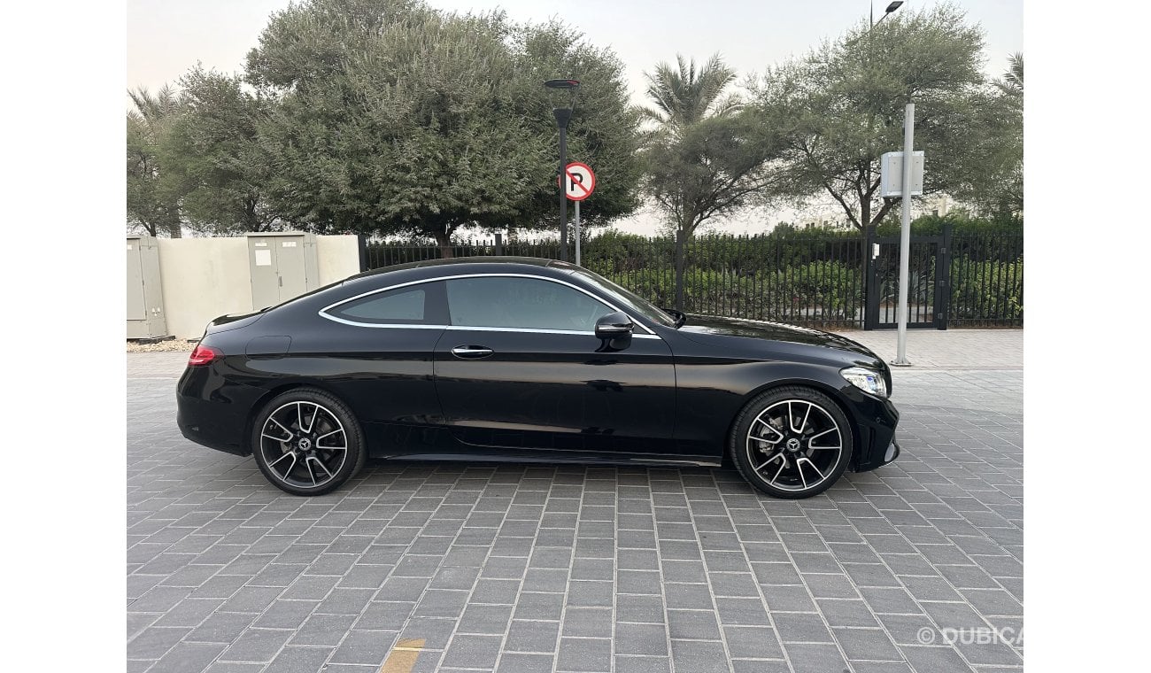 مرسيدس بنز C 200 كوبيه C200 coupe GCC with warranty and service contract