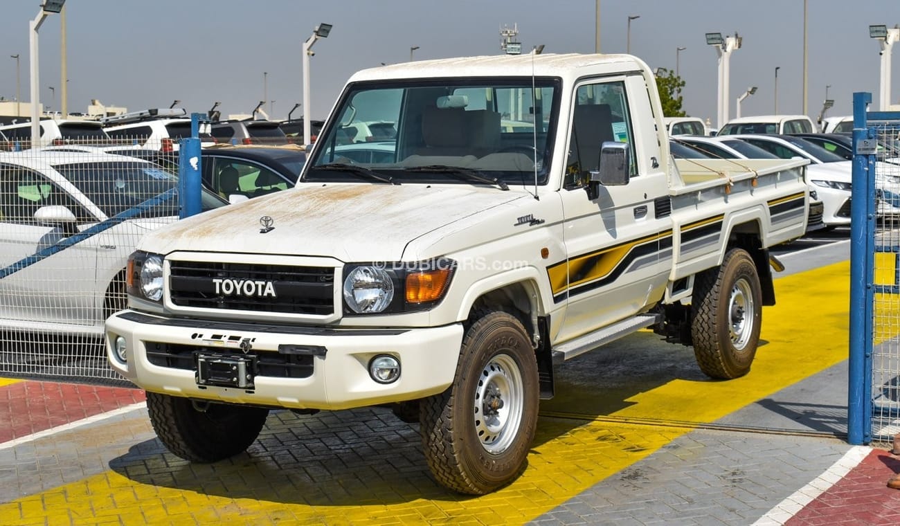 Toyota Land Cruiser Pick Up 4.0L V6 Petrol Single Cabin