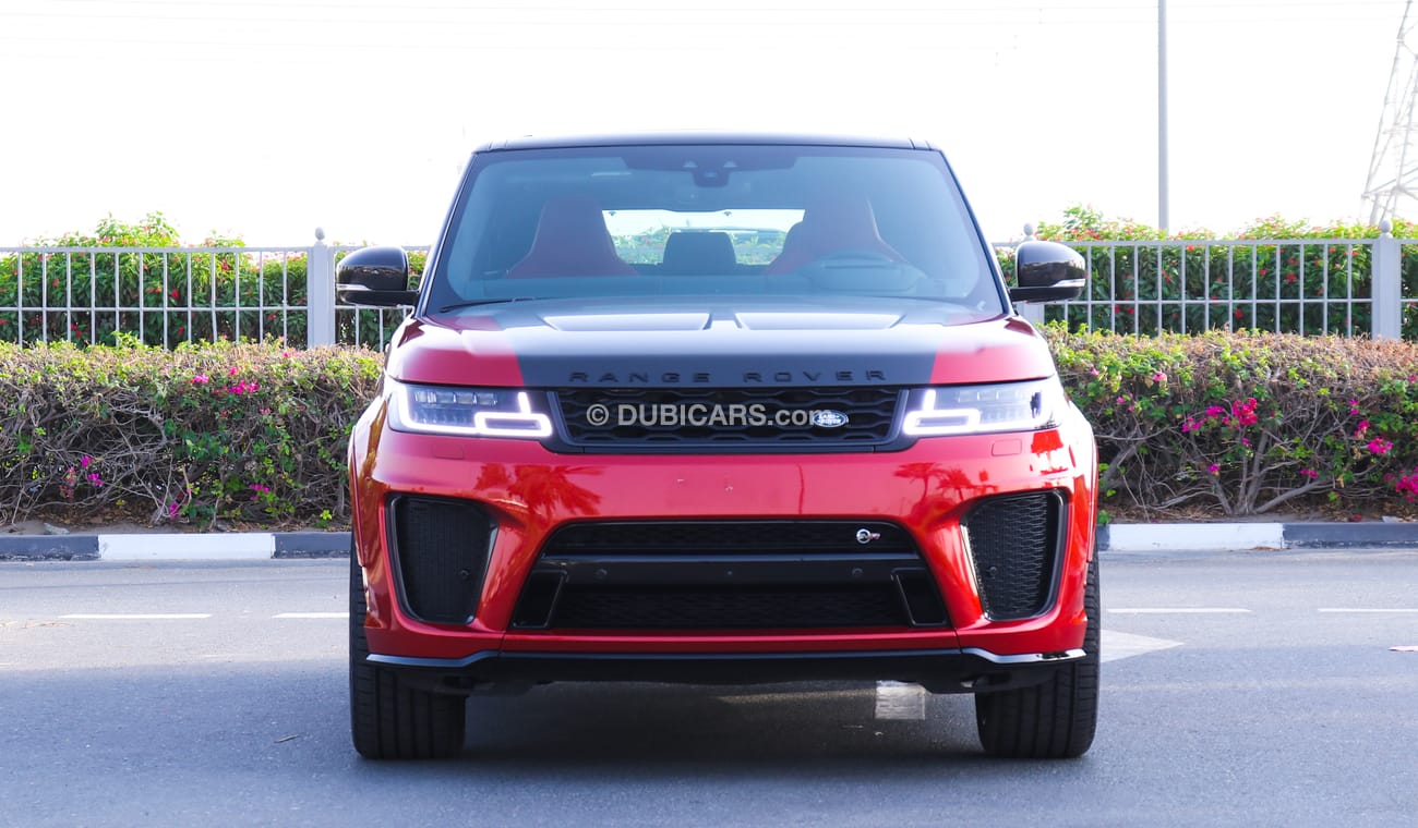 Land Rover Range Rover Sport with Original Carbon Fiber