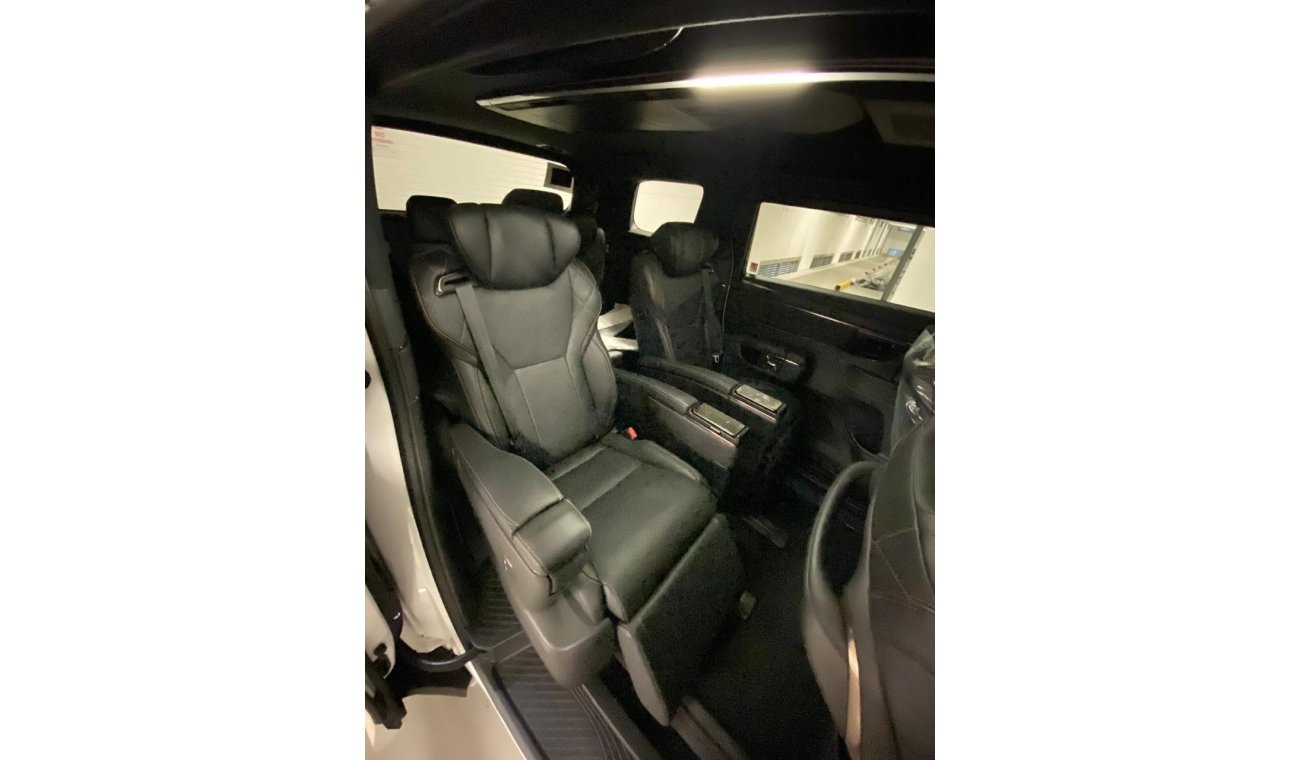 Toyota Alphard Alphard Executive Lounge E-Four 7Str