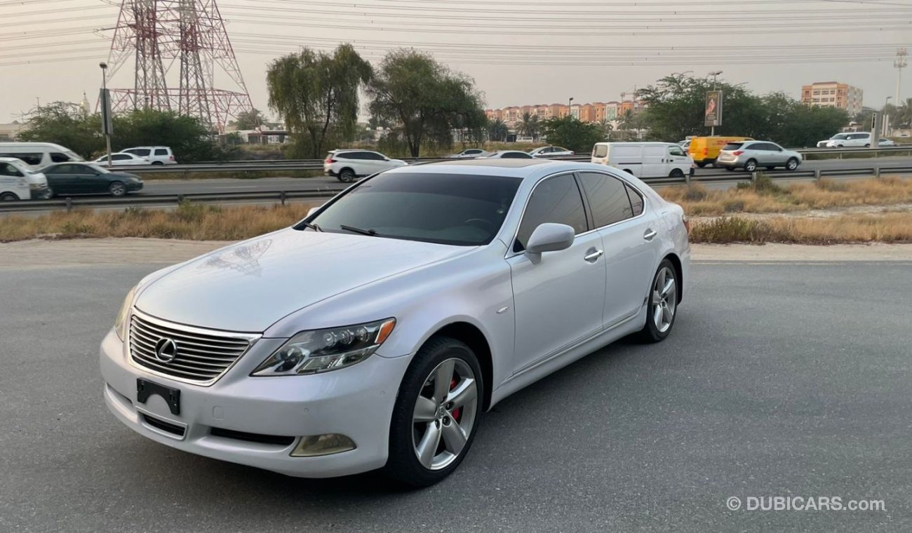 Lexus LS460