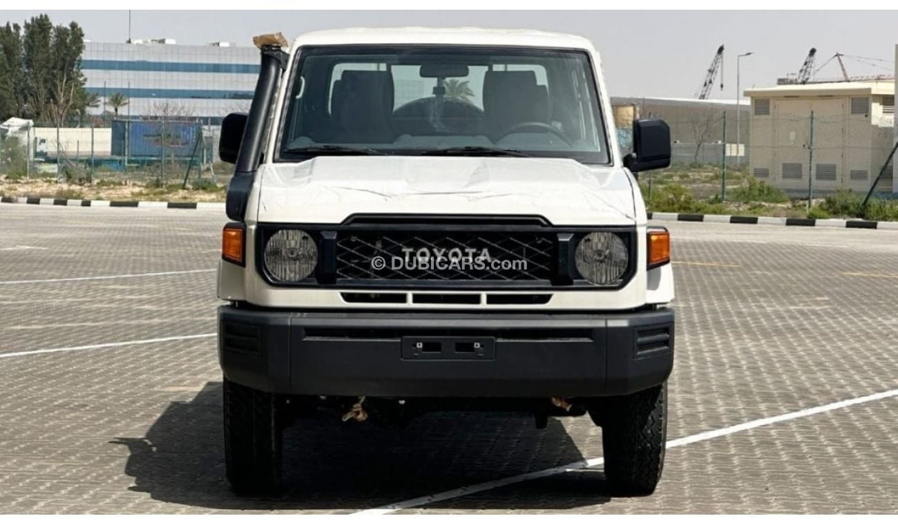 تويوتا لاند كروزر بيك آب Toyota LC79 DC 4.2L Diesel MY2024