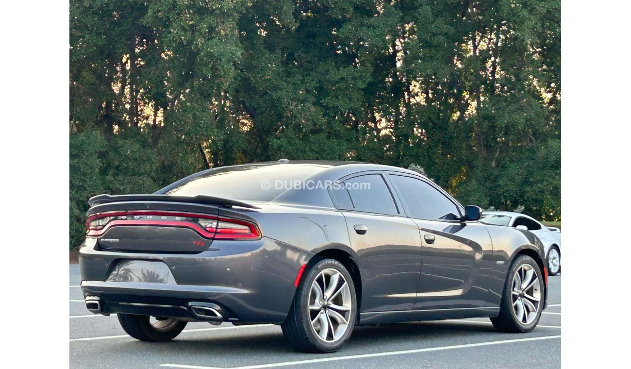 Dodge Charger R/T Road Track DODGE CHARGER R/T 2016 GCC V8 // ORGINAL PAINT // ACCIDENT FREE // PERFECT CONDITION