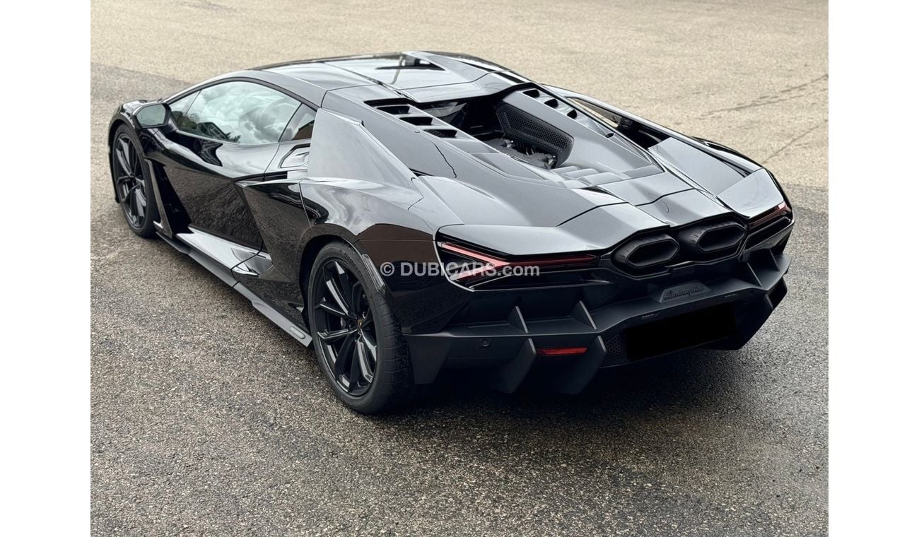 لامبورغيني ريفويلتو 6.5L V12 Hybrid