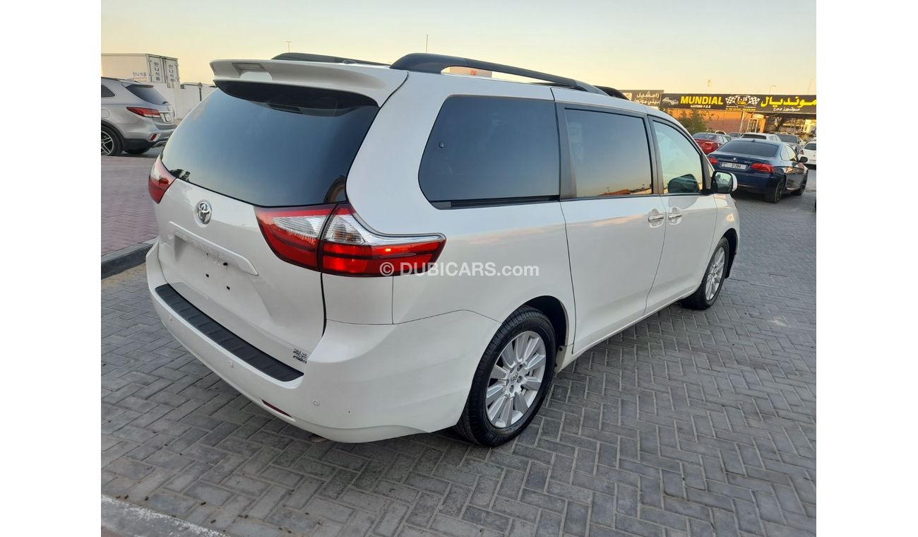 تويوتا سيينا Toyota Sienna 2017 Xle