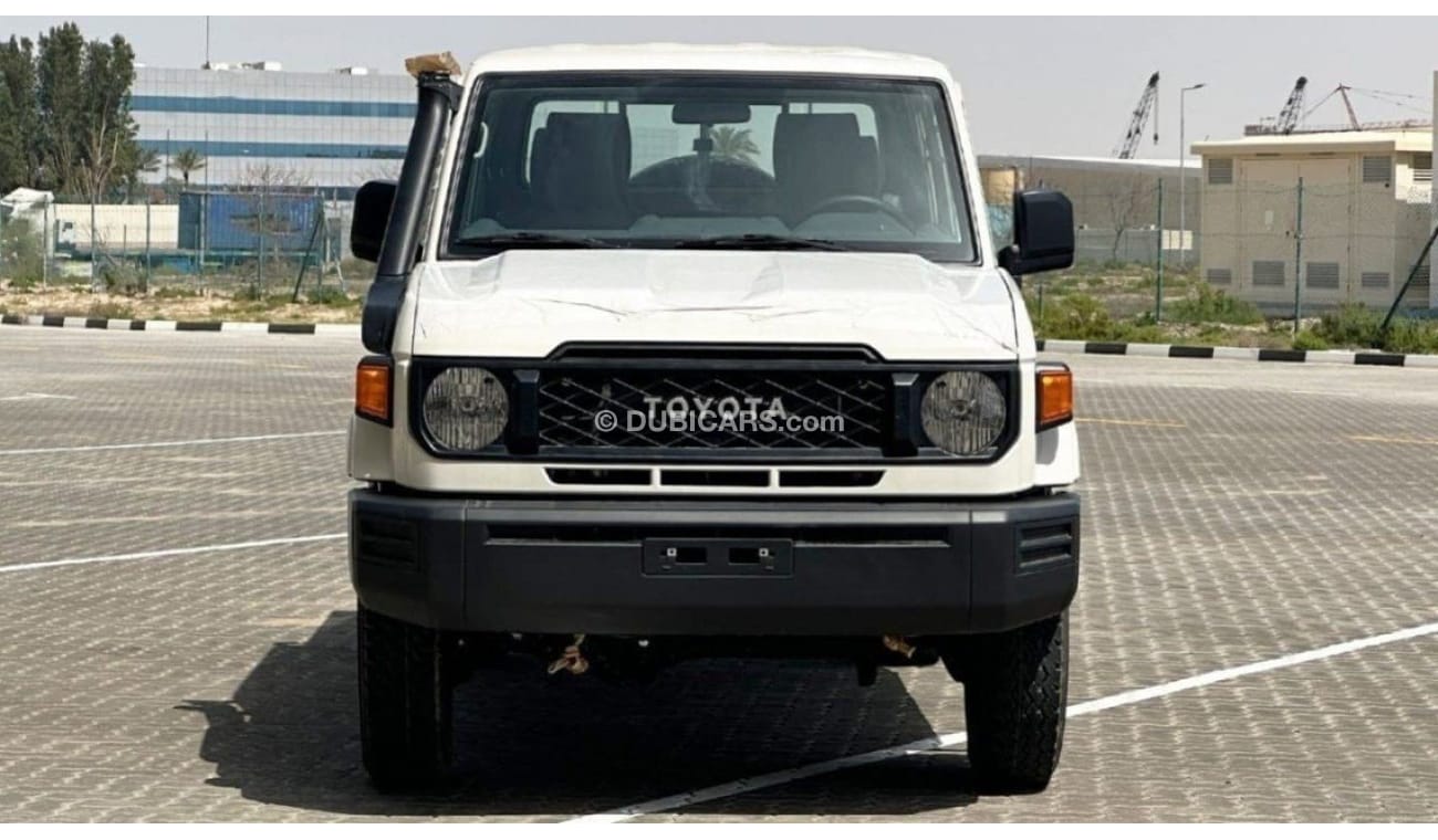 تويوتا لاند كروزر بيك آب Toyota Land Cruiser Pickup LC79 DC 4.2L Diesel 2024