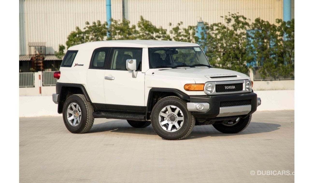 Toyota FJ Cruiser 2023 Toyota FJ Cruiser 4.0 Xtreme - White Inside Grey | Export Only