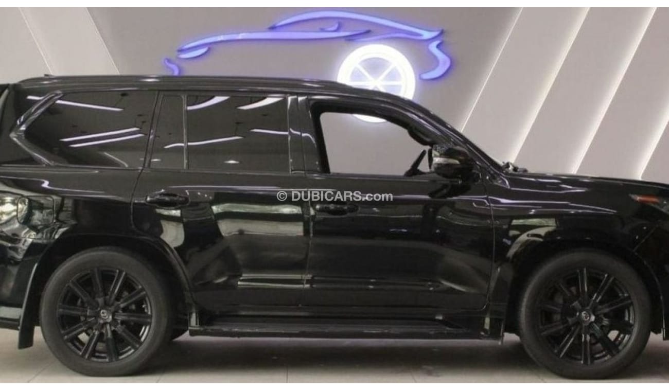 Lexus LX570 Signature Black Edition