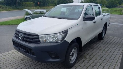 تويوتا هيلوكس TOYOTA HILUX 3.0L DIESEL STANDARD 2023