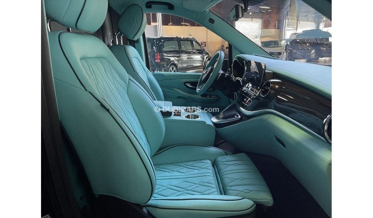 Mercedes-Benz V 250 Tiffany Blue VIP Interior I Brand New with 2Years Warranty and Service| GCC Specs