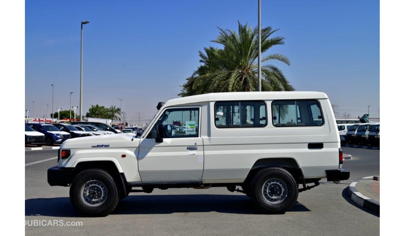 تويوتا لاند كروزر هارد توب 2024 TOYOTA LAND CRUISER 78 HARDTOP LONG WHEEL BASE V6 4.0L PETROL 4WD 9-SEATER MANUAL TRANSMISSION