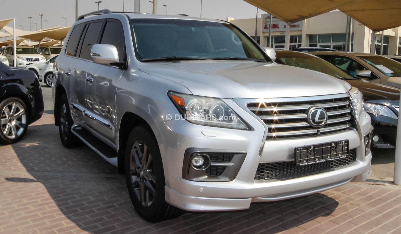 Lexus LX570