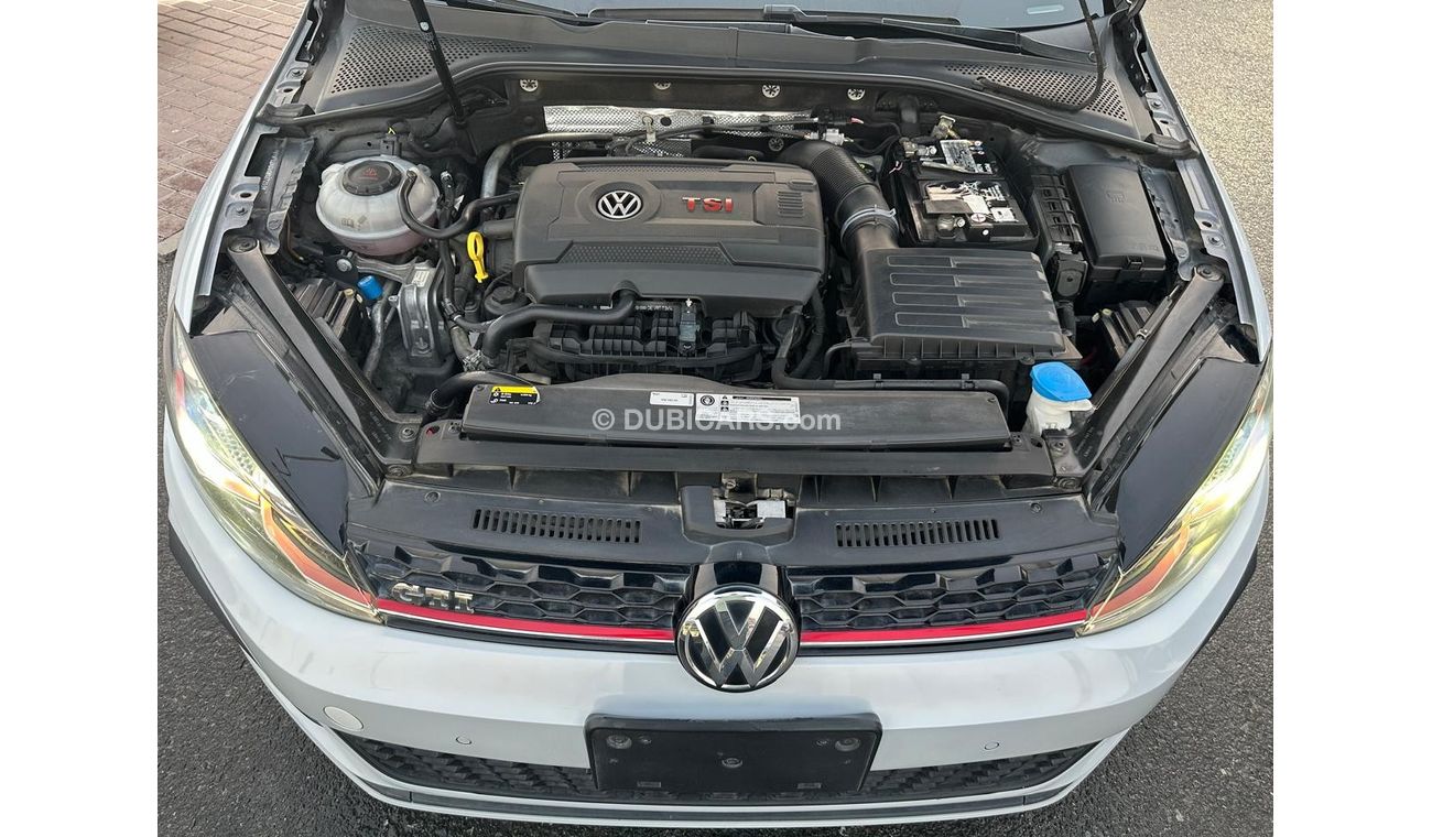 فولكس واجن جولف GTI GTI P1 Volkswagen Golf GTi _GCC_2019_Excellent Condition _Full option