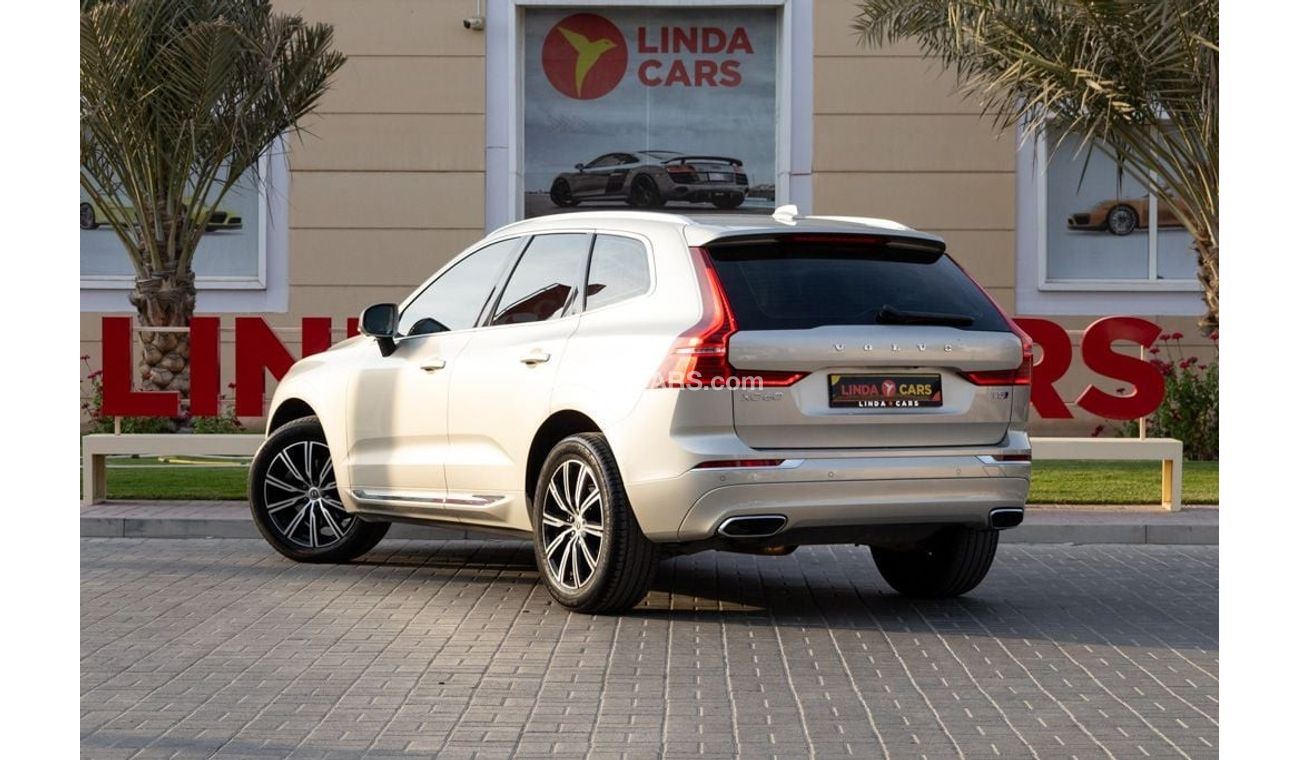 Volvo XC60 T5 Momentum 2.0L AWD Volvo XC60 T5 2021 GCC under Agency Warranty and Service Contract with Flexible