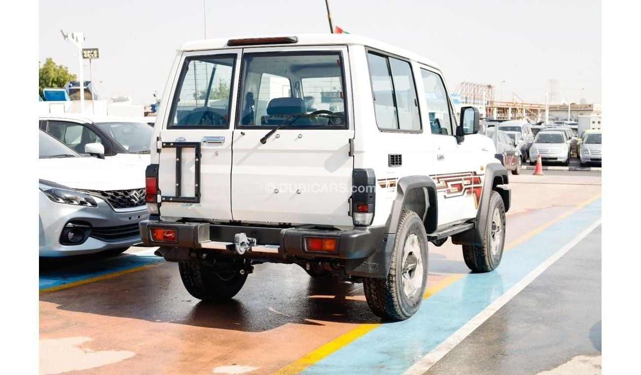 تويوتا لاند كروزر هارد توب TOYOTA Land Cruiser LC71 4.0L. - 2024