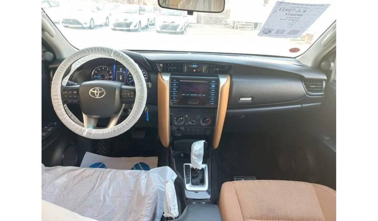 Toyota Fortuner TOYOTA FORTUNER 2.7EXR 2020 IN EXCELLENT CONDITION WITH SET OF 03 KEYS