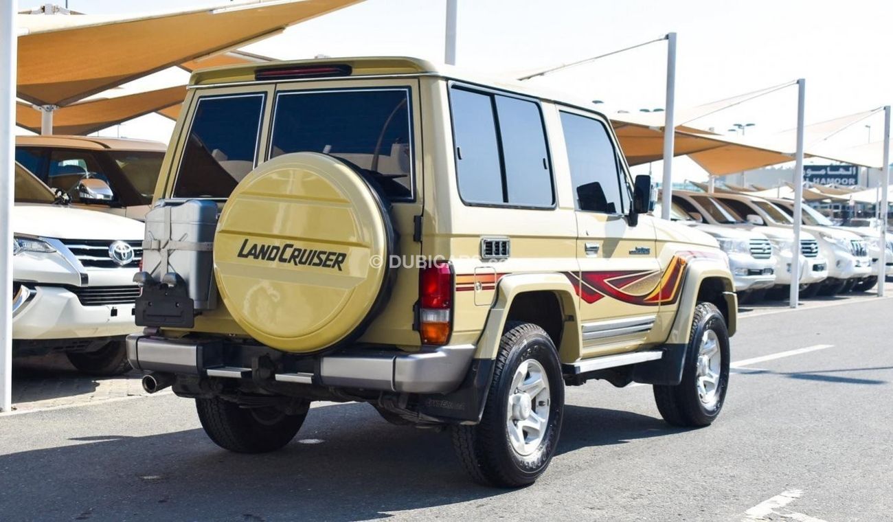 Toyota Land Cruiser Hard Top