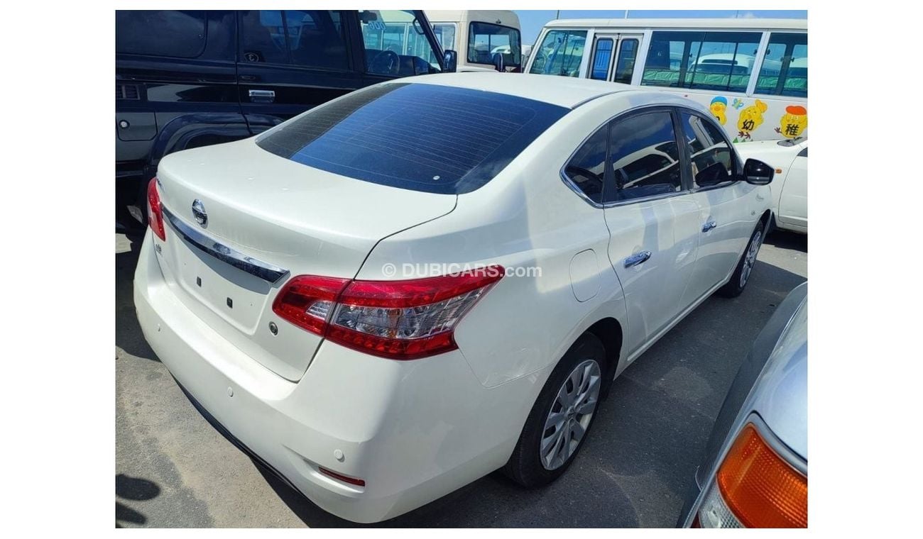 نيسان سنترا NISSAN SENTRA AWR 2020 GCC | Km 122190 | WHITE