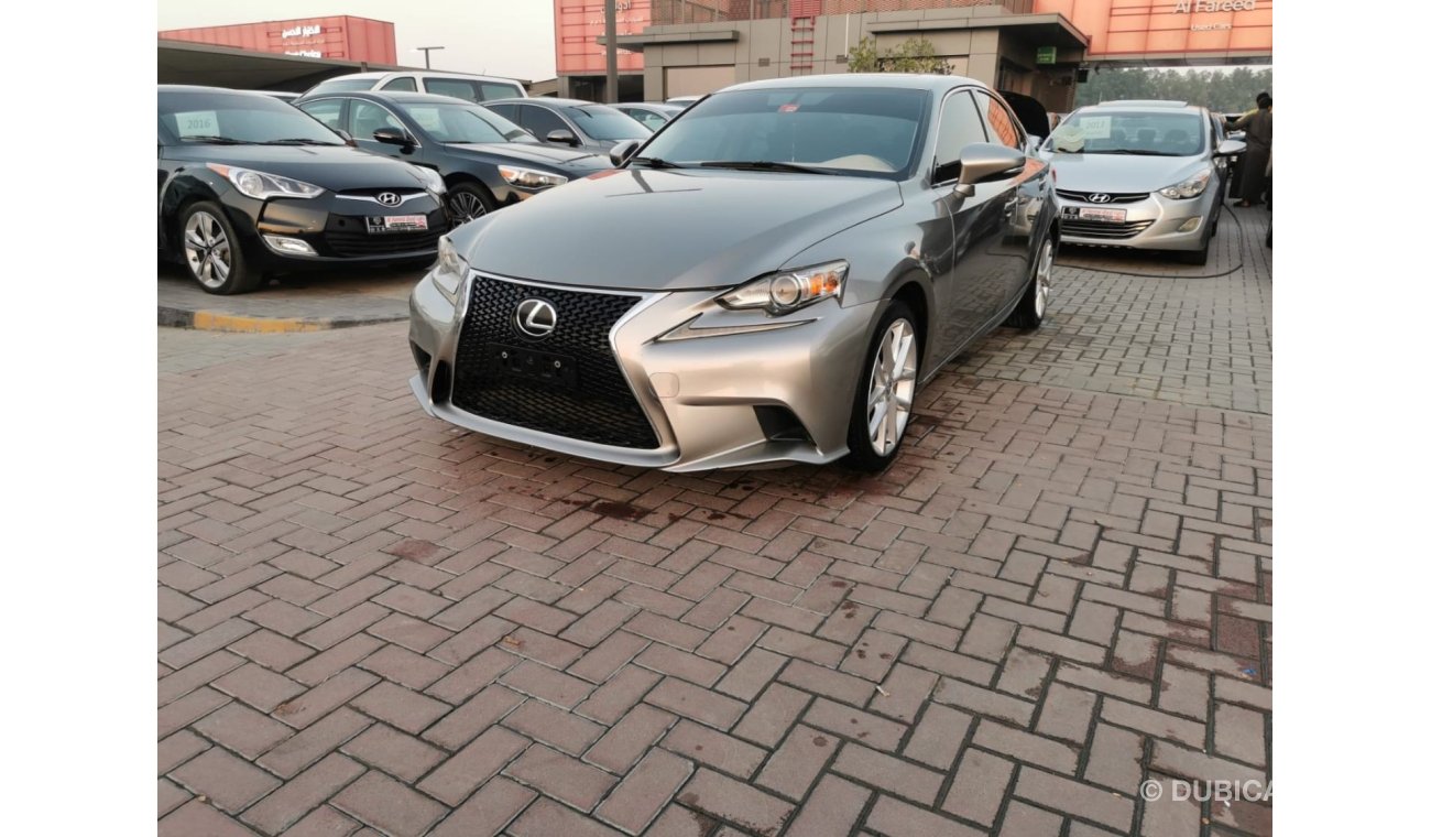 Lexus IS250 Premier n very good condition inside and outside