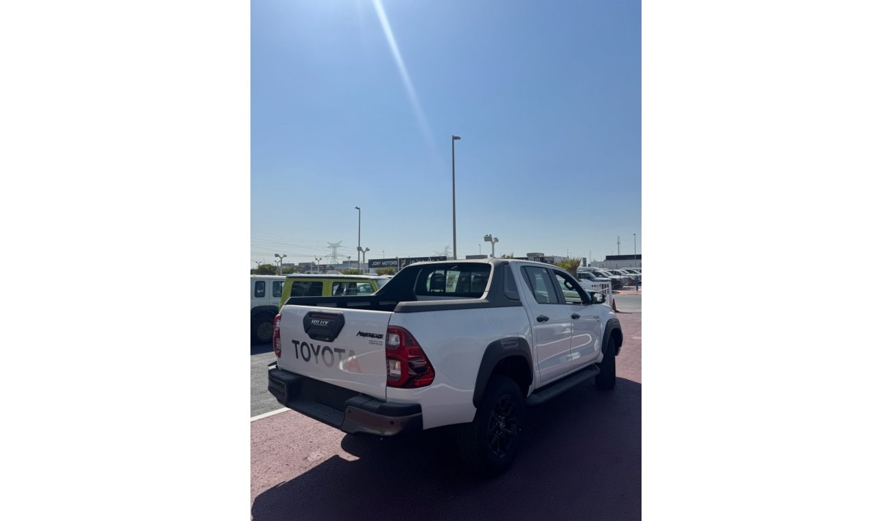 تويوتا هيلوكس Hilux ,  adventure , 4.0 L , automatic , pickup , double cab , petrol