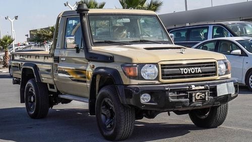 Toyota Land Cruiser Pick Up 4.5L V8 Diesel M/T. Single Cabin