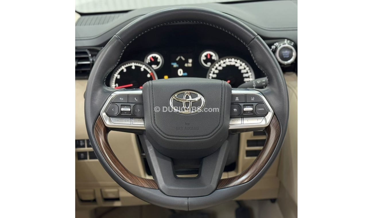 تويوتا لاند كروزر 2024 Toyota Land Cruiser GXR V6, April 2028 Toyota Warranty + Service Pack, Low Kms, GCC